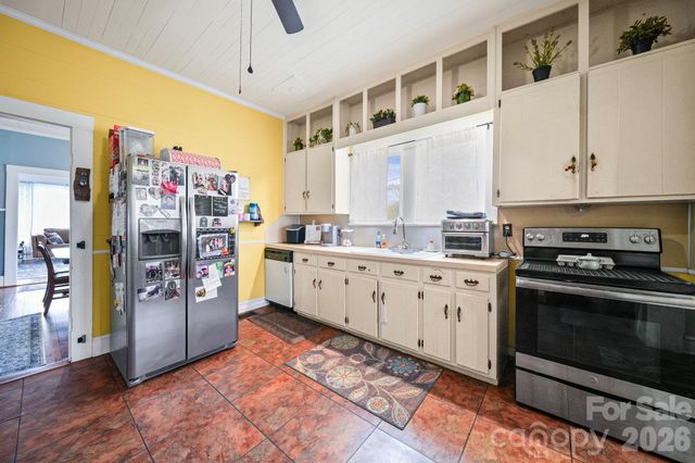 333 N Main Street, Mount Pleasant, NC 28124