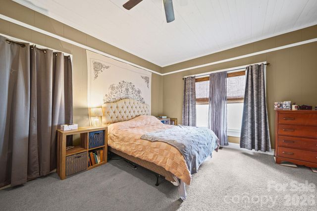 333 N Main Street, Mount Pleasant, NC 28124