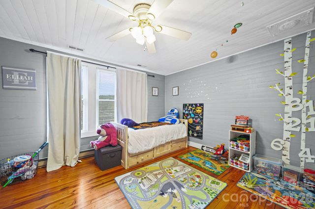 333 N Main Street, Mount Pleasant, NC 28124