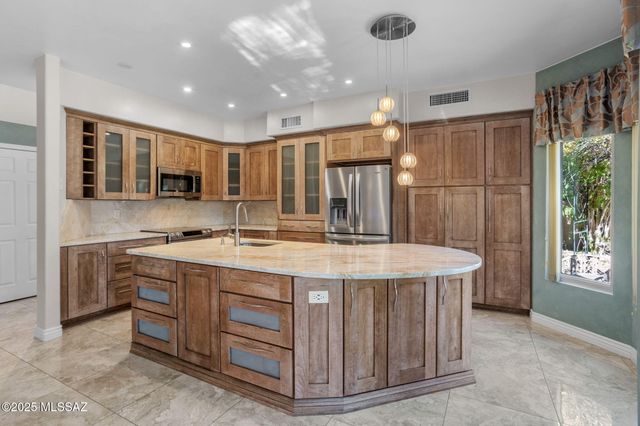 2350 N Lake Star Drive, Tucson, AZ 85749