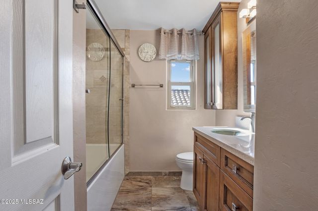 2350 N Lake Star Drive, Tucson, AZ 85749