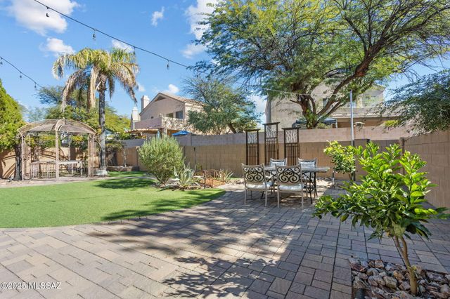 2350 N Lake Star Drive, Tucson, AZ 85749