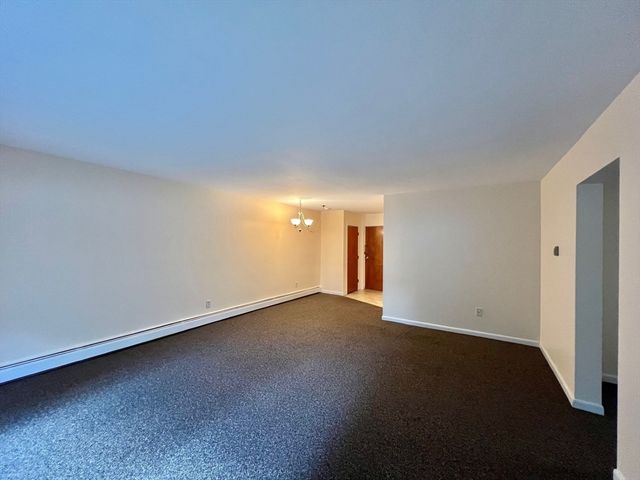 33 Paul Street 14, Newton, MA 02459