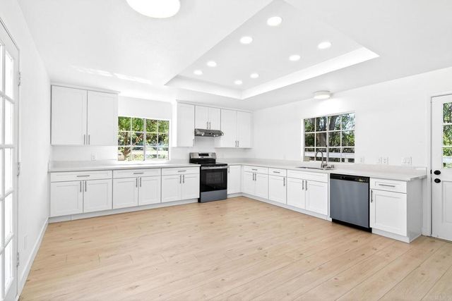 37985 Avenida Bravura, Temecula, CA 92592