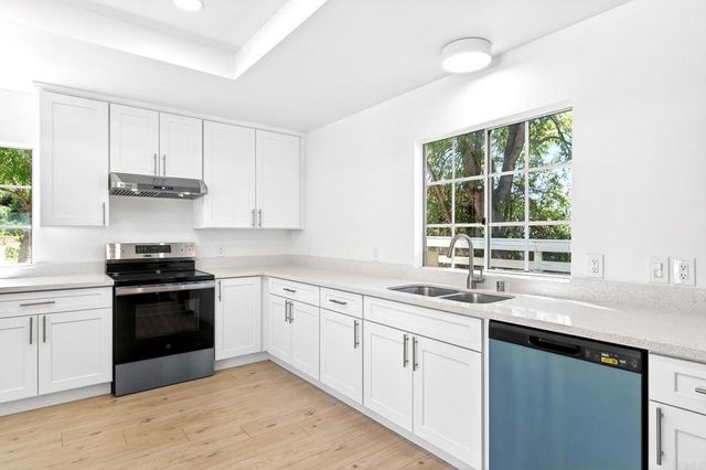 37985 Avenida Bravura, Temecula, CA 92592