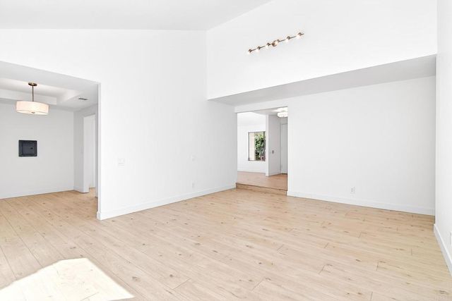 37985 Avenida Bravura, Temecula, CA 92592