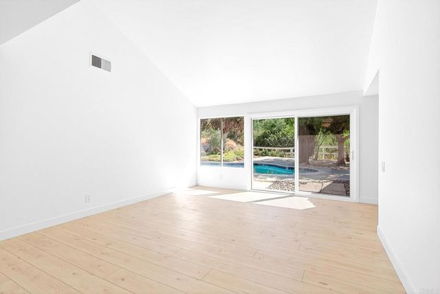 37985 Avenida Bravura, Temecula, CA 92592