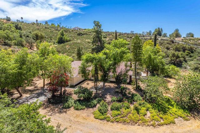 37985 Avenida Bravura, Temecula, CA 92592