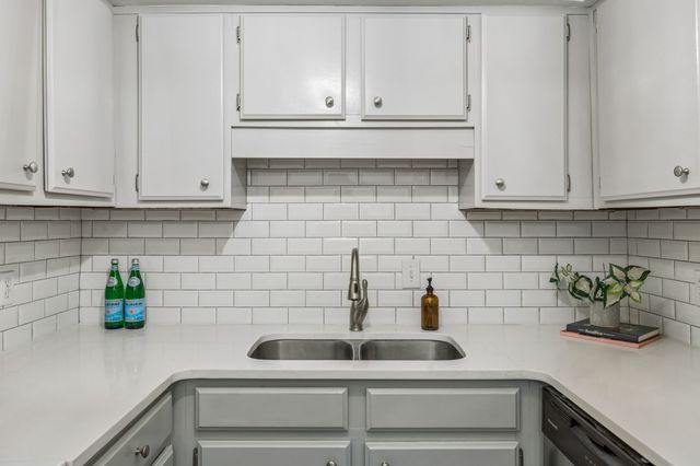 601 Boyd Mill Ave Unit M8, Franklin, TN 37064