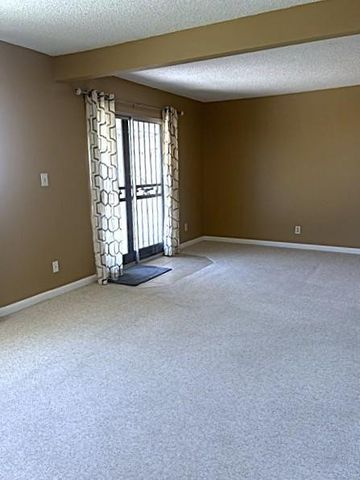 10110 N 97th Drive Apt A, Peoria, AZ 85345