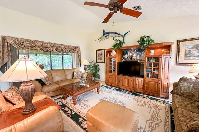 331 OAKWOOD CIRCLE, Englewood, FL 34223