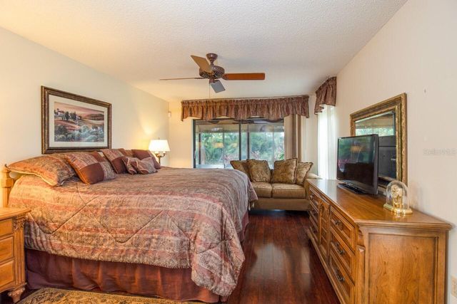 331 OAKWOOD CIRCLE, Englewood, FL 34223