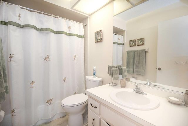 331 OAKWOOD CIRCLE, Englewood, FL 34223