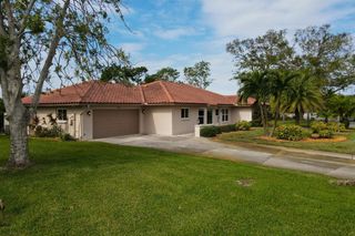 331 OAKWOOD CIRCLE, Englewood, FL 34223