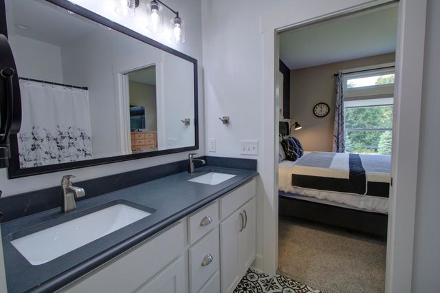 4821 Honeycrisp Drive Ne, Cannon Twp, MI 49341