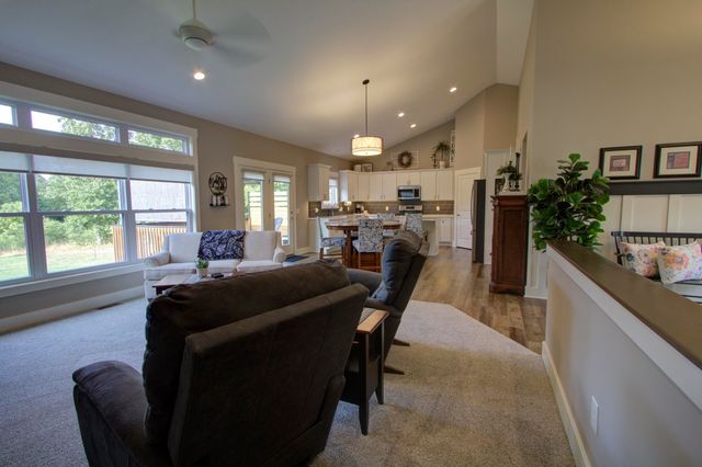 4821 Honeycrisp Drive Ne, Cannon Twp, MI 49341