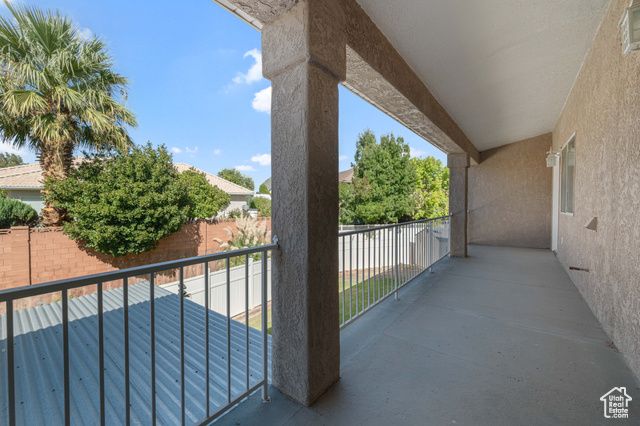 2201 S SAN CARLOS CT, St. George, UT 84790