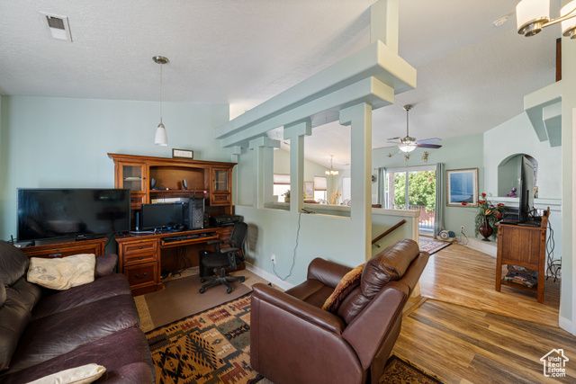 2201 S SAN CARLOS CT, St. George, UT 84790