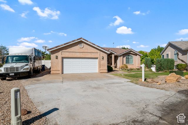 2201 S SAN CARLOS CT, St. George, UT 84790