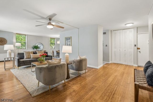 530 Valley Road C002V 2V, Montclair Twp., NJ 07043