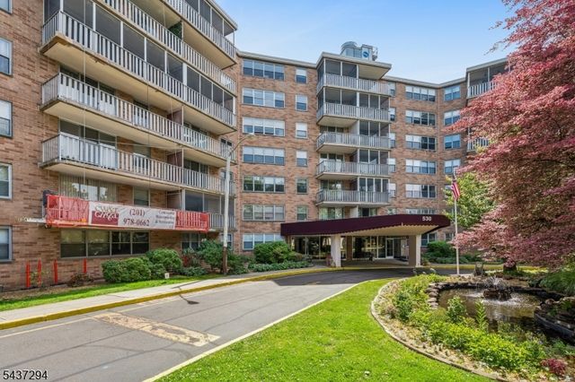 530 Valley Road C002V 2V, Montclair Twp., NJ 07043