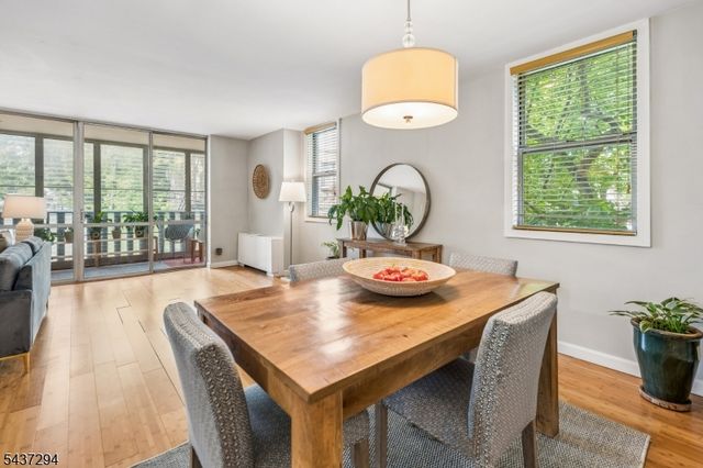 530 Valley Road C002V 2V, Montclair Twp., NJ 07043