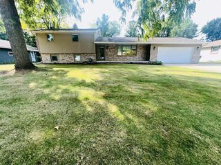 550 HARVEST ROAD, Green Bay, WI 54302