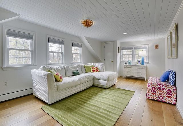 162 Hurricane Road, Keene, NH 03431