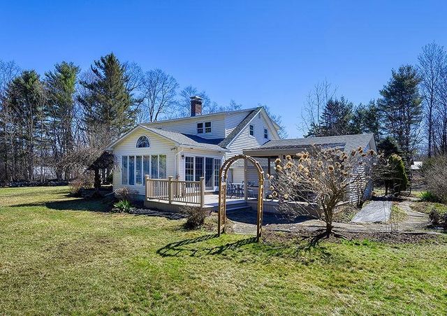162 Hurricane Road, Keene, NH 03431