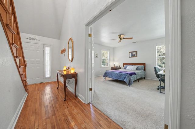 16460 Mckenzie Dr, Pioneer, CA 95666