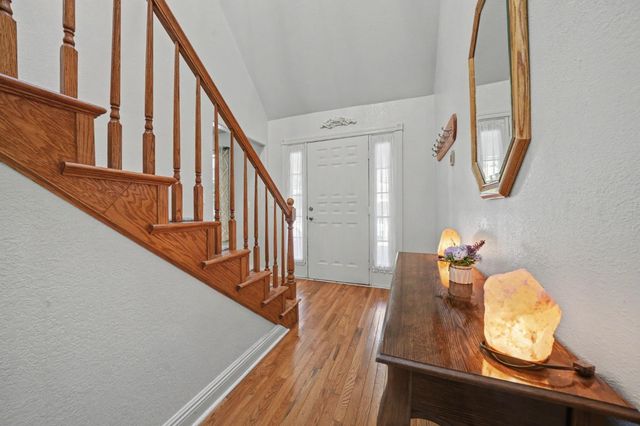 16460 Mckenzie Dr, Pioneer, CA 95666