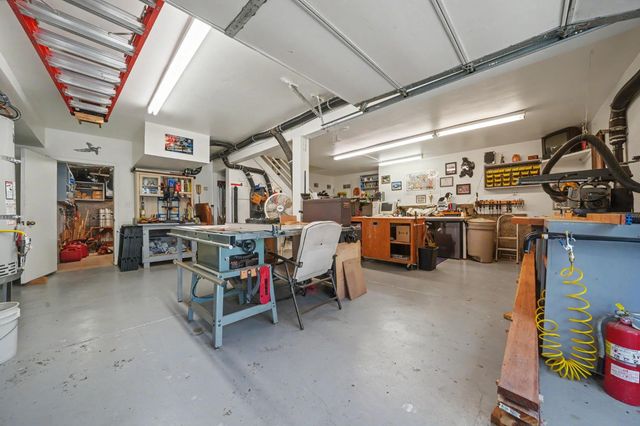 16460 Mckenzie Dr, Pioneer, CA 95666