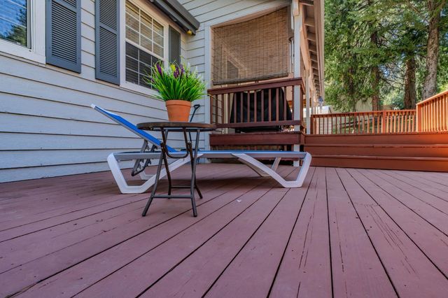 16460 Mckenzie Dr, Pioneer, CA 95666