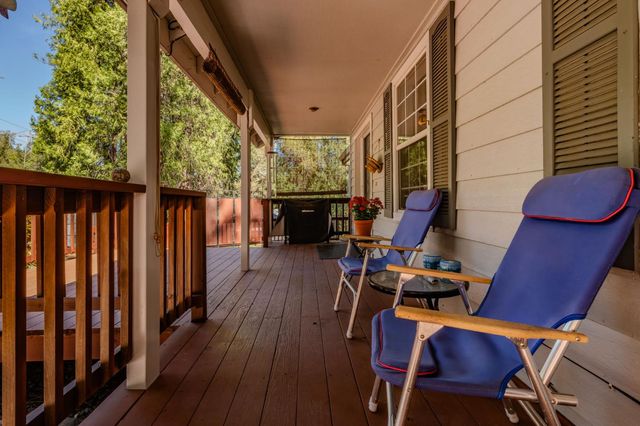 16460 Mckenzie Dr, Pioneer, CA 95666