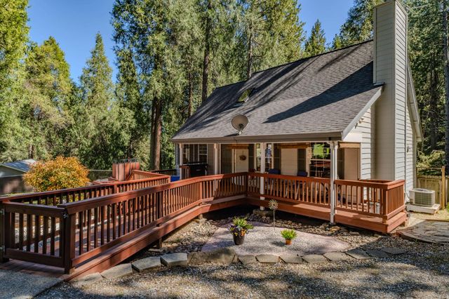 16460 Mckenzie Dr, Pioneer, CA 95666