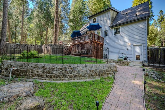 16460 Mckenzie Dr, Pioneer, CA 95666