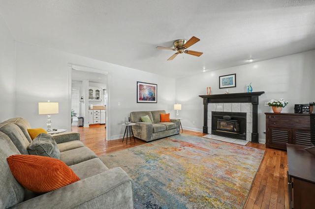 16460 Mckenzie Dr, Pioneer, CA 95666