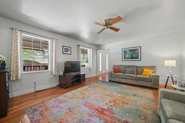 16460 Mckenzie Dr, Pioneer, CA 95666