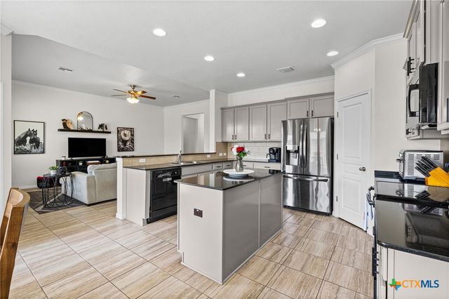 815 Cross Drive, Temple, TX 76502