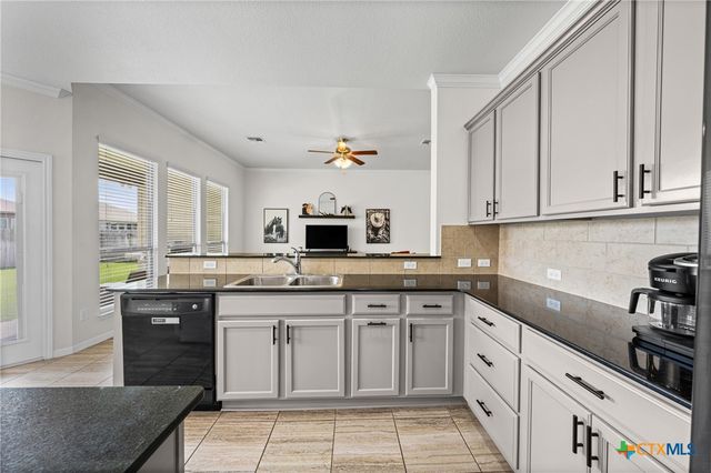 815 Cross Drive, Temple, TX 76502