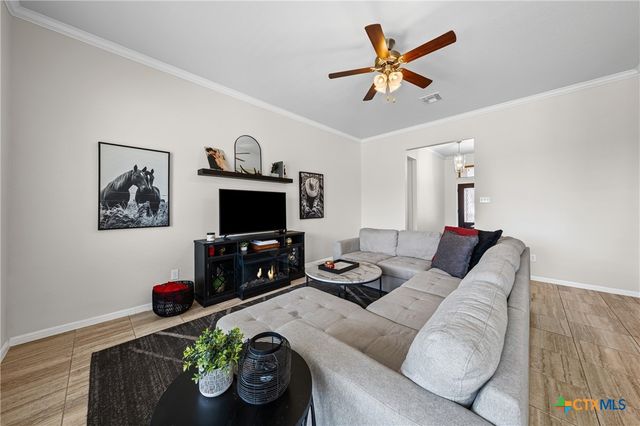 815 Cross Drive, Temple, TX 76502