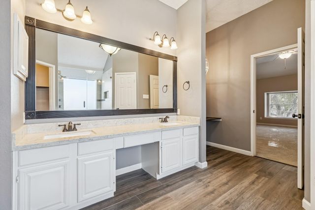 1802 Cheyenne River Circle, Sugar Land, TX 77478