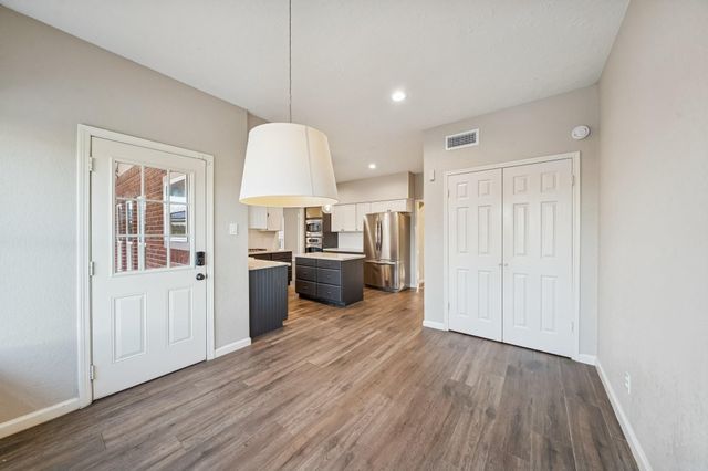 1802 Cheyenne River Circle, Sugar Land, TX 77478