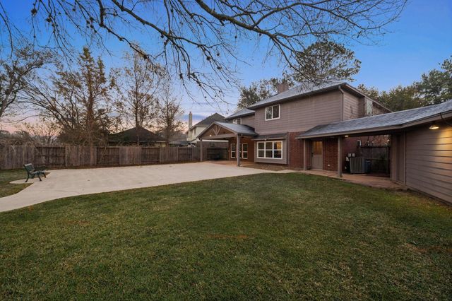 1802 Cheyenne River Circle, Sugar Land, TX 77478