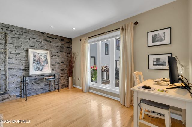33 Tower Hill Drive, Red Bank, NJ 07701