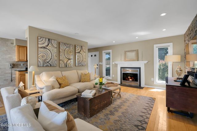 33 Tower Hill Drive, Red Bank, NJ 07701