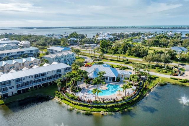 10311 LANDS END CIRCLE 13, Placida, FL 33946