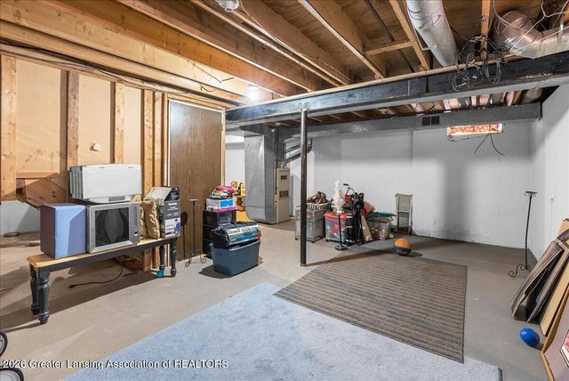 4400 Chadburne Dr Drive, Lansing, MI 48911