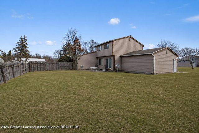 4400 Chadburne Dr Drive, Lansing, MI 48911
