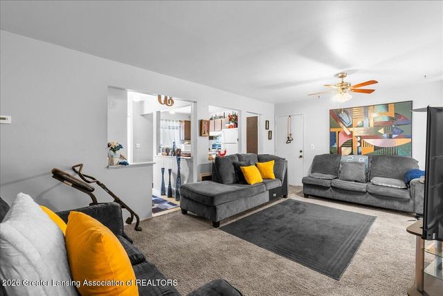 4400 Chadburne Dr Drive, Lansing, MI 48911